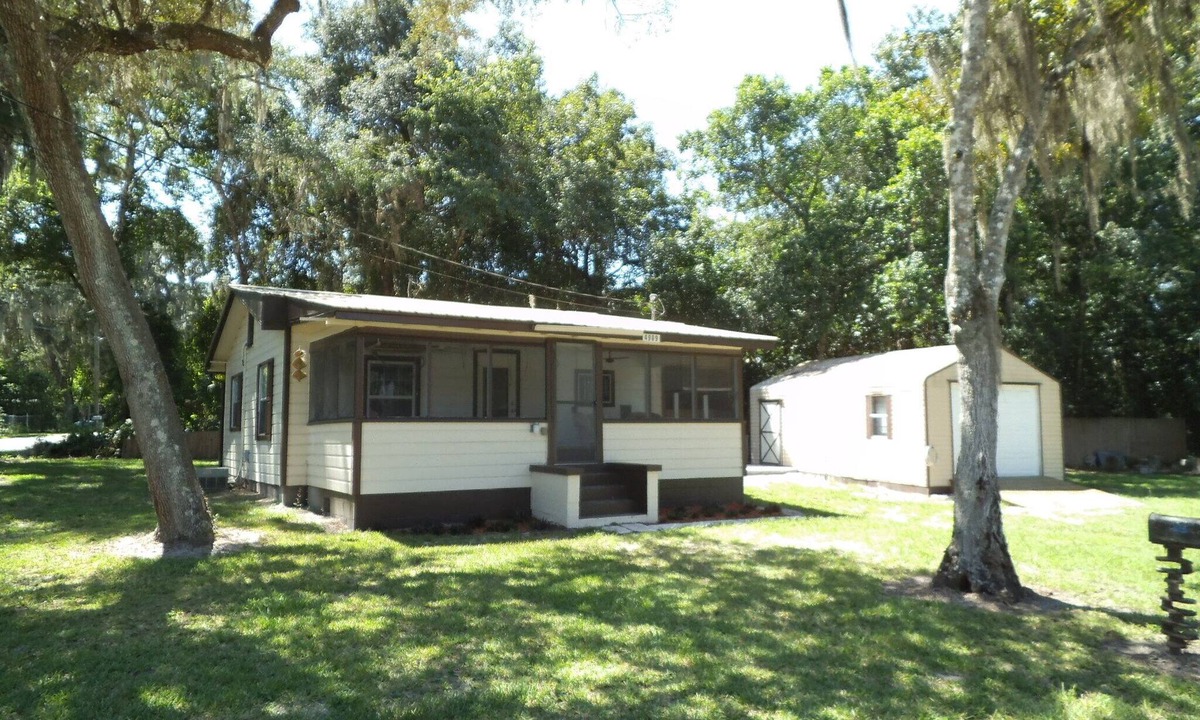 Floral City House | Two-bedroom home for snowbird