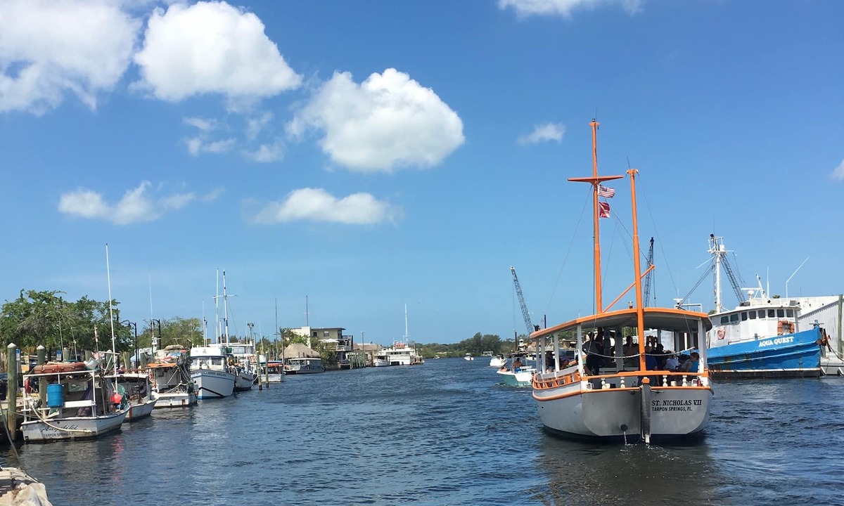 Tarpon Springs Apartment | Two Bedroom Two Bath Second Story Apartment