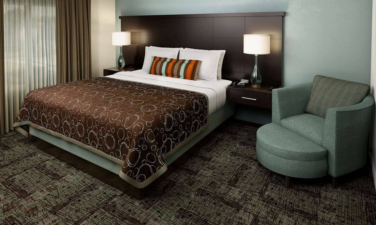 Alpharetta Hotel | TWO Spacious 2BR Suites, Complimentary Breakfast, Pet-friendly Property!