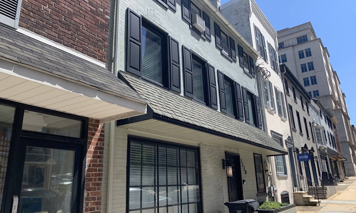 Downtown Wilmington Condo | Two-story condo in luxury townhouse. Free parking.