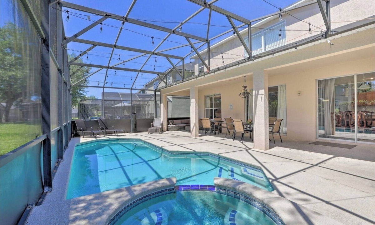 West Kissimmee House | Ultimate Disney Retreat Luxury 8BR Villa with Private Pool at Emerald Island