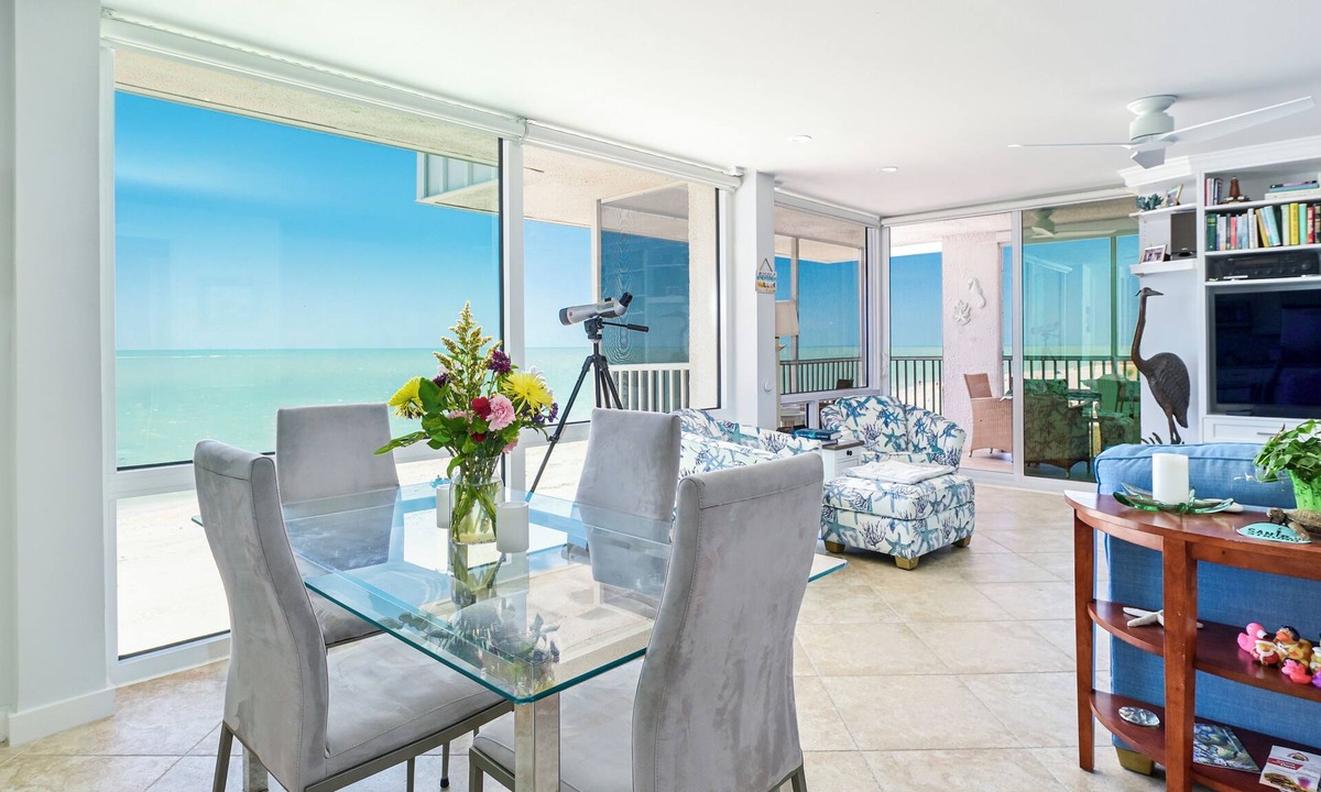 Sanibel Condo | Ultimate Sanibel Beachfront! Island Beach Club, Top Floor, West-Facing, End Unit