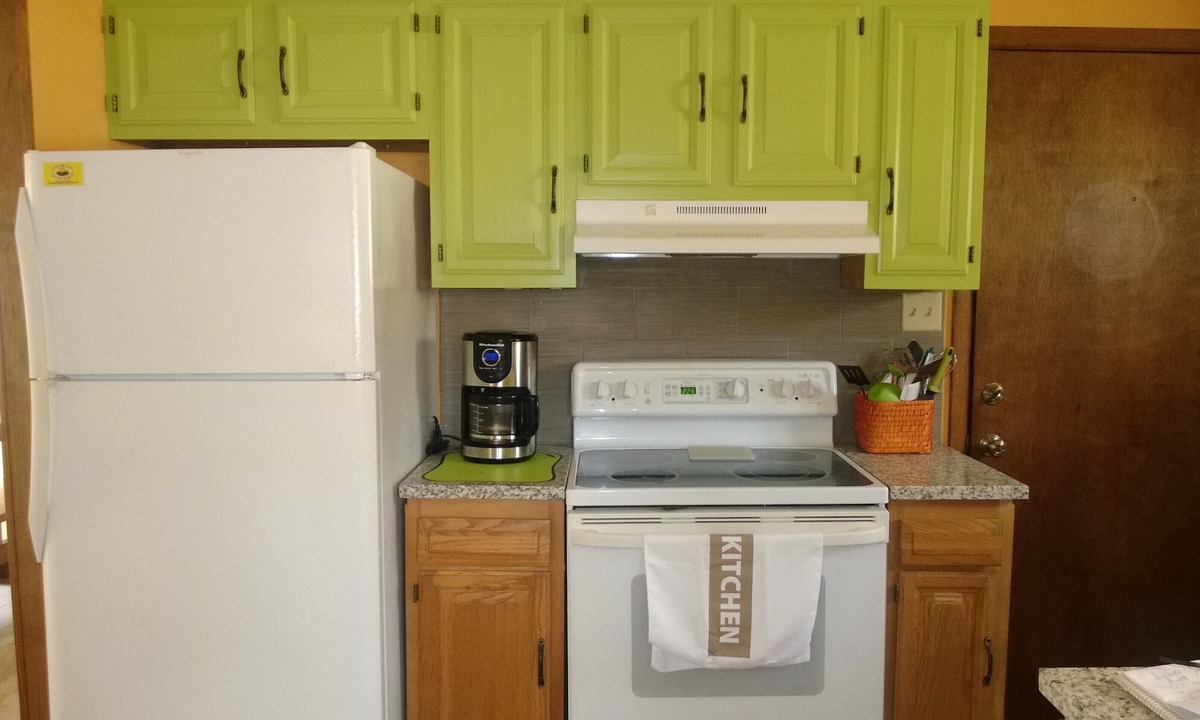 Pulaski House | Updated 3BD/2BA Waterfront Home on a Private Lot