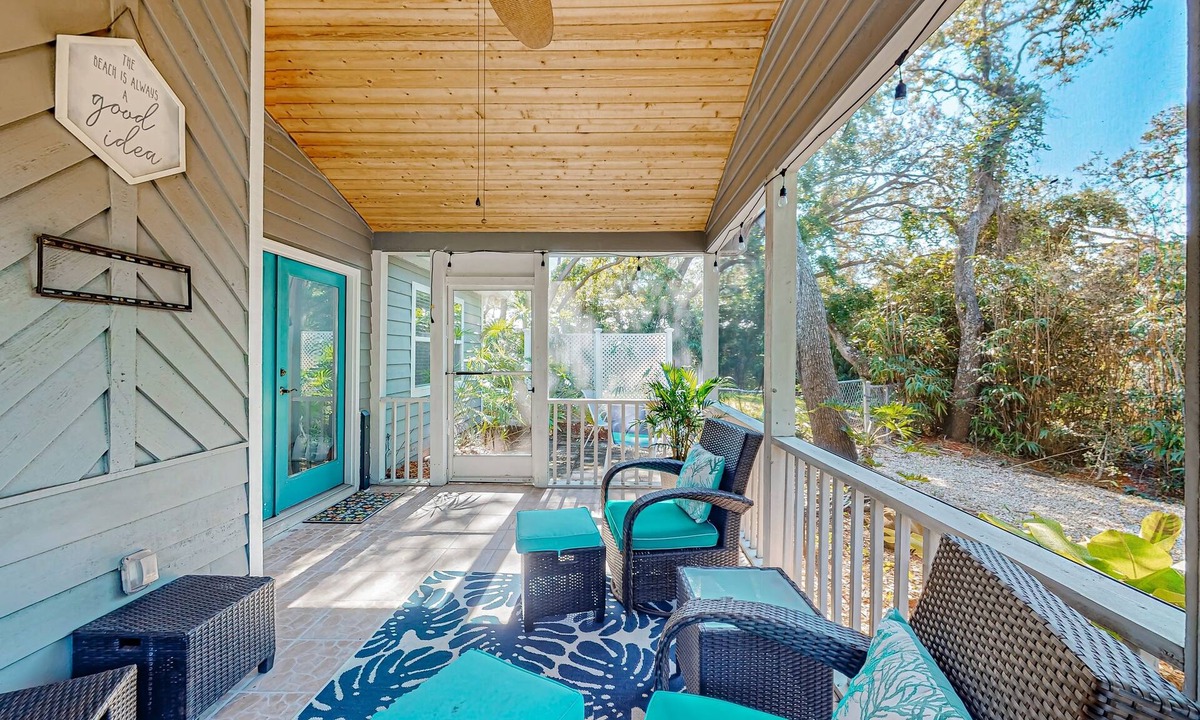 Vilano Beach House | Updated home with great outdoor space - close to the beach