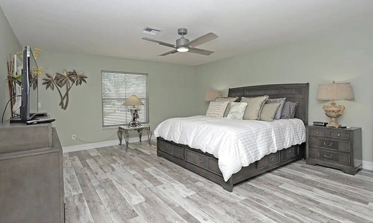 Willoughby Acres Villa | Updated Lakefront Villa!