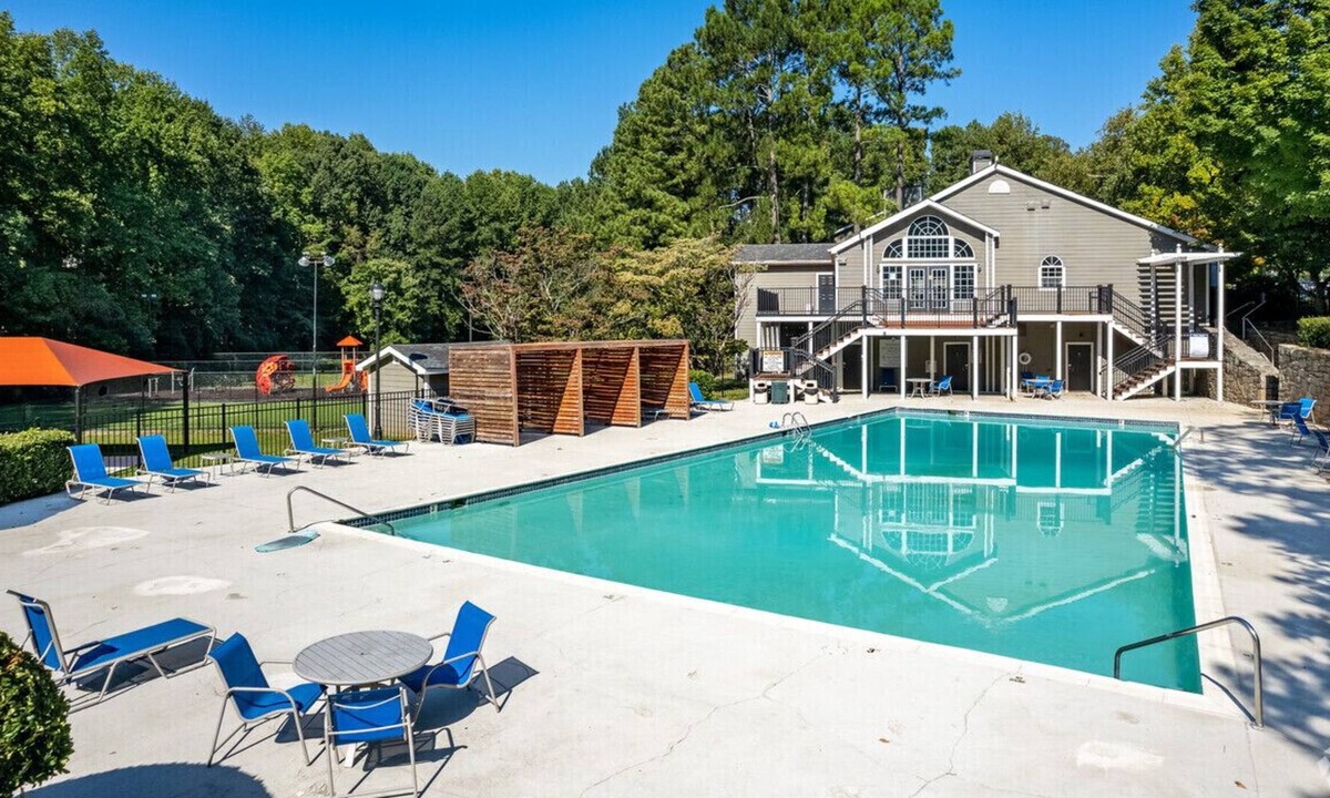Peachtree Corners Apartment | Upgraded 1bdrm Apartment & Amenities close to Shopping Center