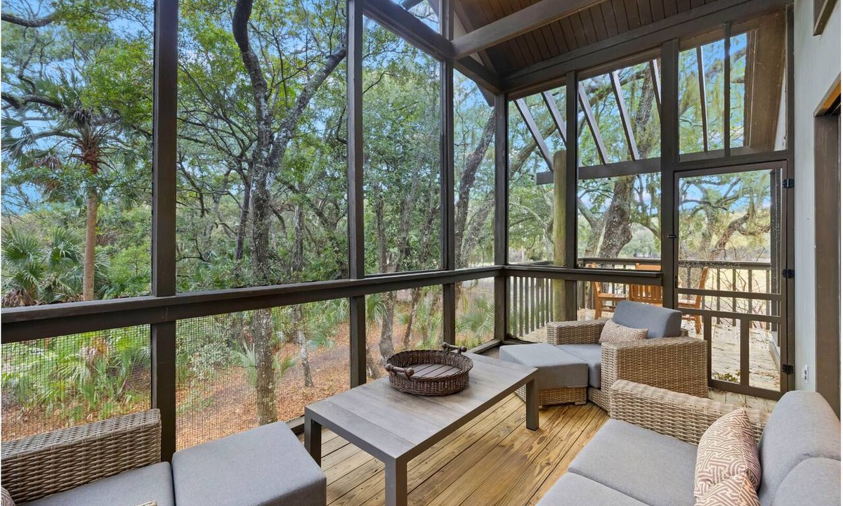 Kiawah Island Condo | Upgraded PARKSIDE Villa- modern decor and pet friendly!
