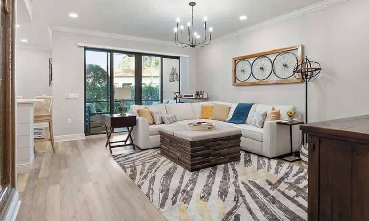 East Naples House | Upscale Resort Stay Close to 5th Ave & Beach