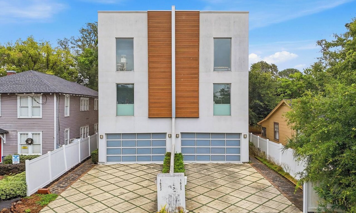 San Marco House | Urban Luxe Modern Downtown Villa