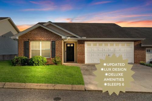 Knoxville House | UrbanRetreat 2BR Garage 15 min to UT MedDtwn