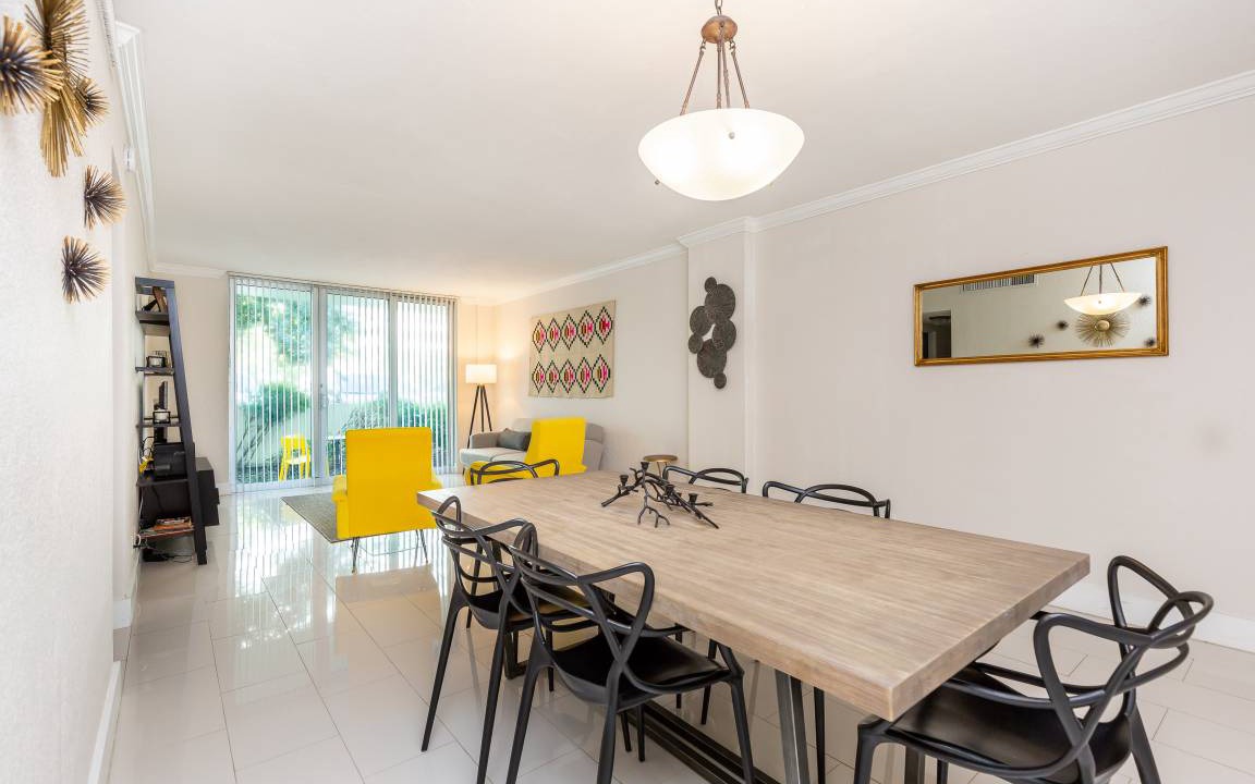 Hollywood South Central Beach Condo | 81 m² Condo ∙ 1 bedroom ∙ 6 guests