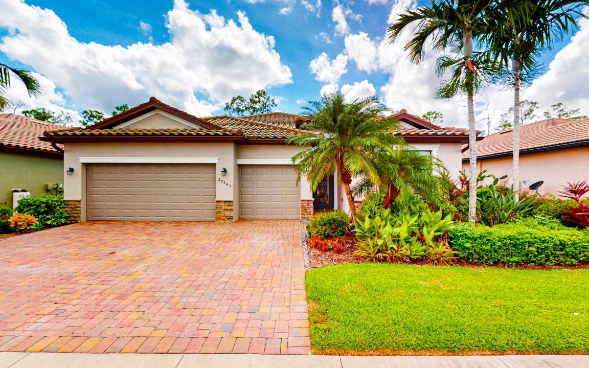 Estero House | 211 m² House ∙ 4 bedrooms ∙ 8 guests