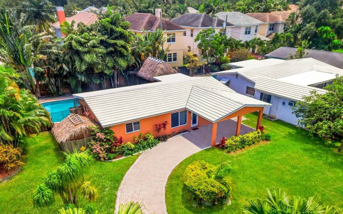 River Oaks Villa | Villa ∙ 3 bedrooms ∙ 10 guests