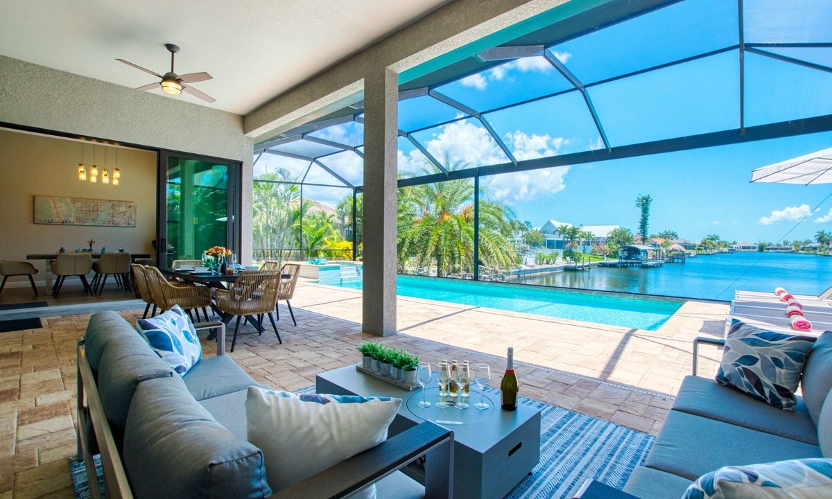 Pelican Villa | Villa Dream View - Luxury villa with dream view & Southern exposure