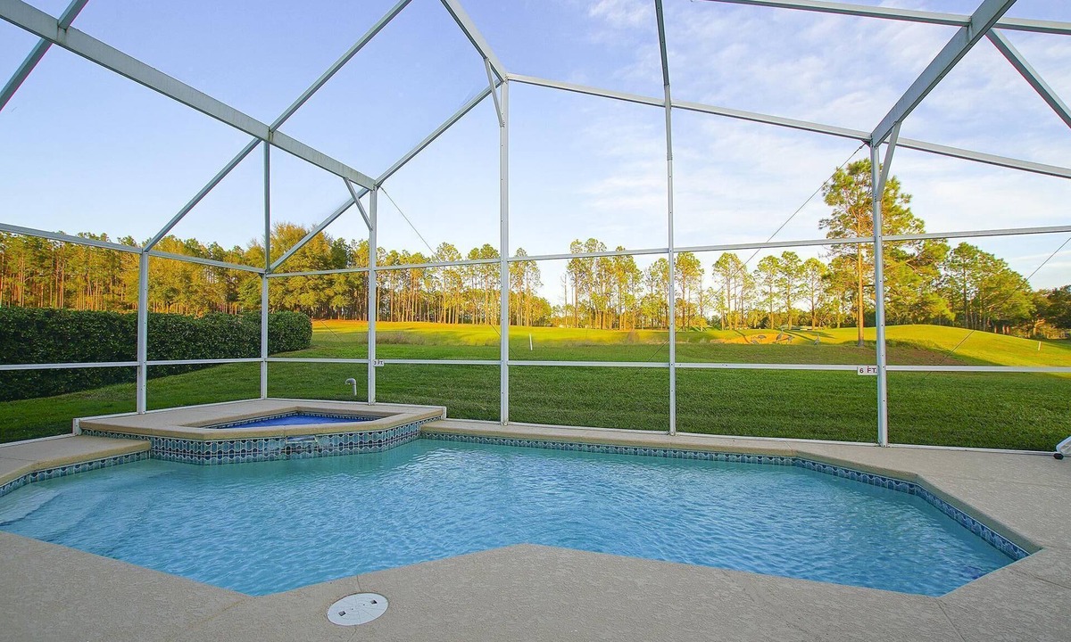 Highlands Reserve Villa | Villa on a golf course!25 minutes to Disney-Pool