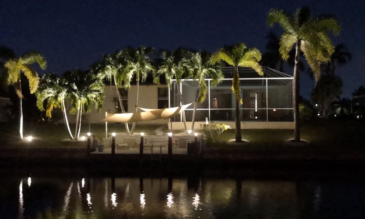 Pelican Villa | VILLA 'THE ARTIST' GULF ACCESS HOME, SOLAR-AND ELECTRIC HEATED POOL