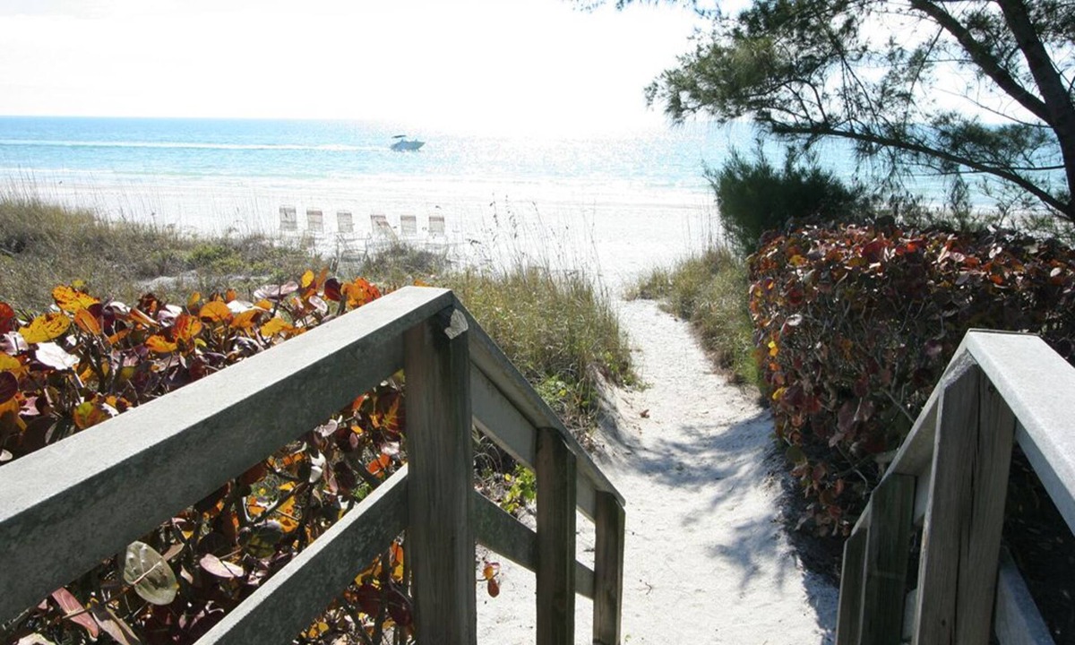Whitney Beach Condo | Villas of Avignon #101 Condo by RVA