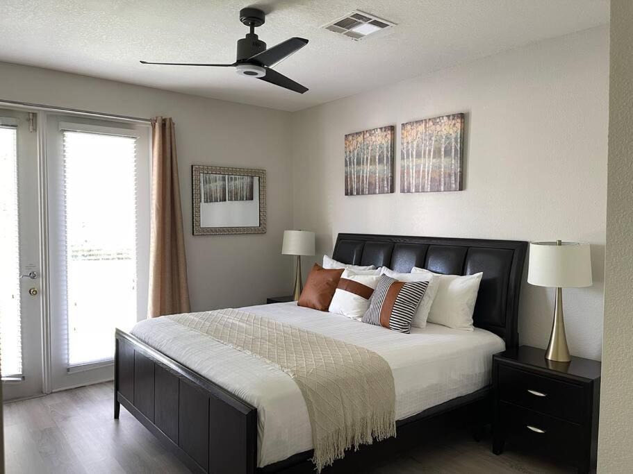 Florida Central Atlantic Coast Apartment | Vista Cay Townhouse, next to convention Center