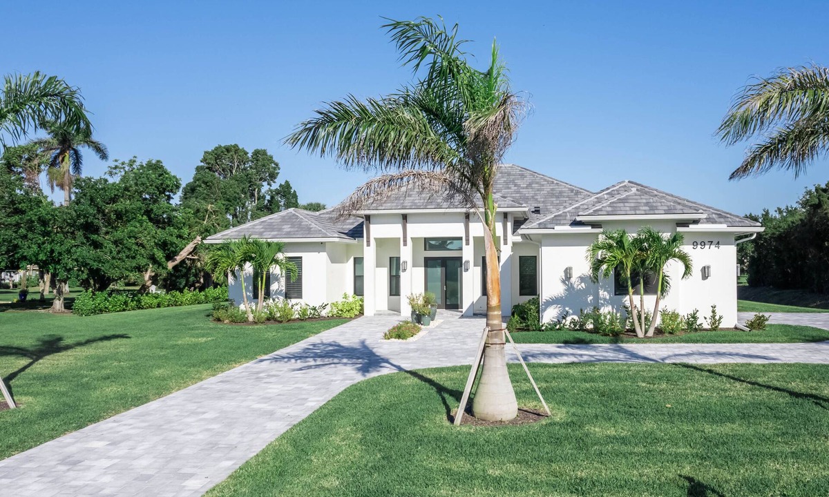 North Naples House | VRBO vacation home 2392386680