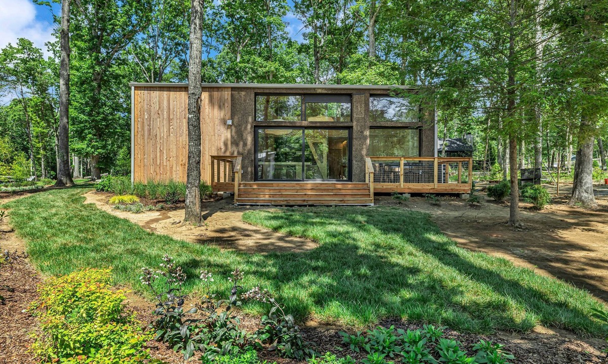 Tracy City Cabin | Wabi Sabi at The Retreat at Water's Edge
