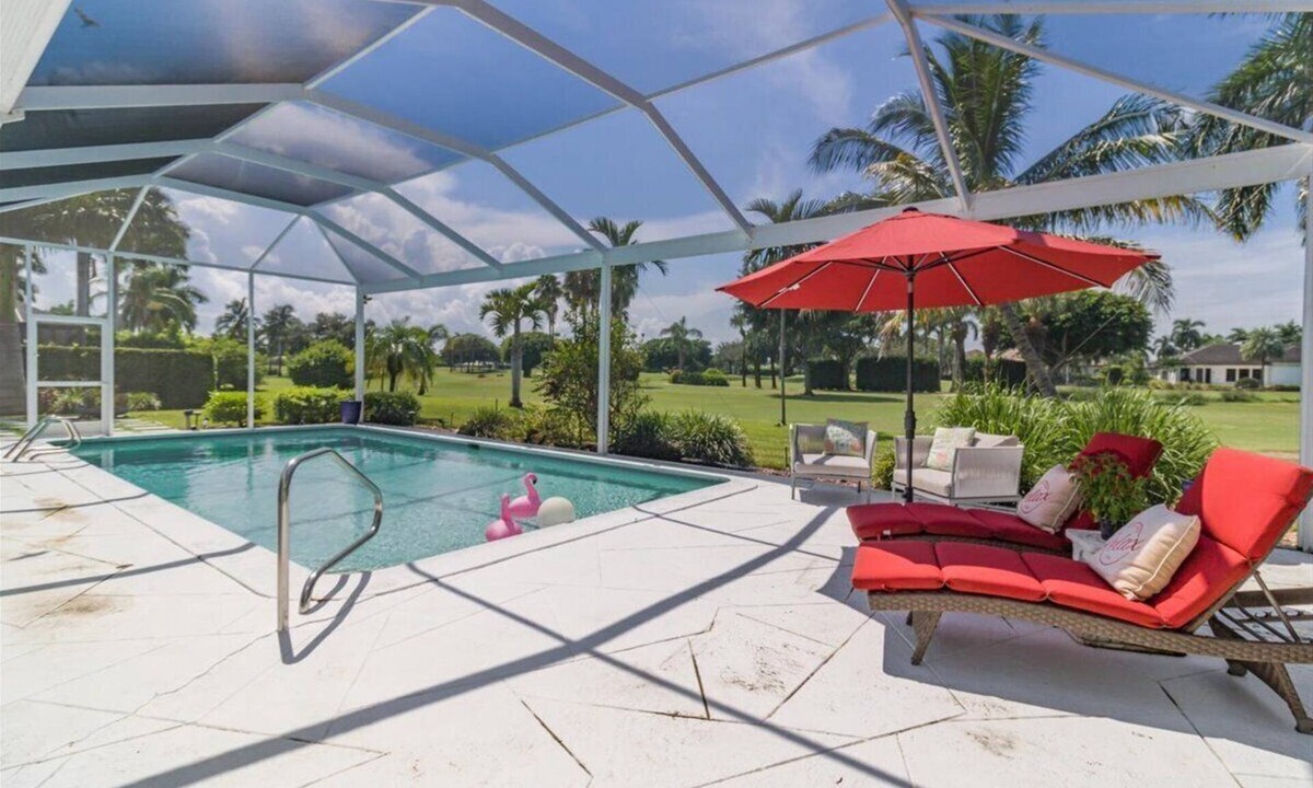 Moorings House | Walk to Beach, Moorings, renovated home Southern Exposure Golf Course View