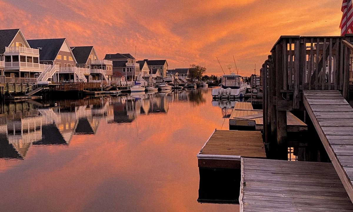 Mystic Island House | Waterfront retreat near LBI NJ and Pine Barrens w/Private Dock