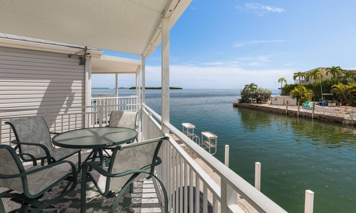 Cudjoe Key House | Waterfront 2BR/2BA | 35' Seawall for 32' Boat | Beautiful Sunrises on Cudjoe Key