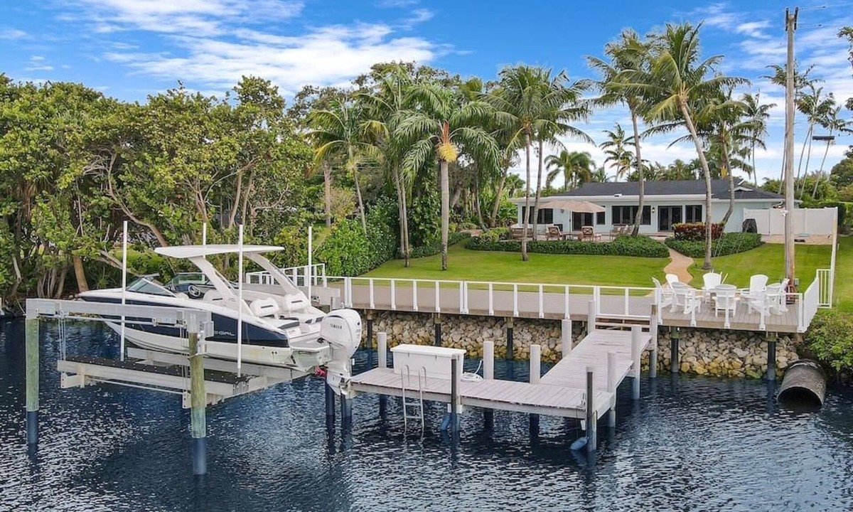 Florida North Atlantic Coast House | Waterfront! Boat Dock and Guesthouse