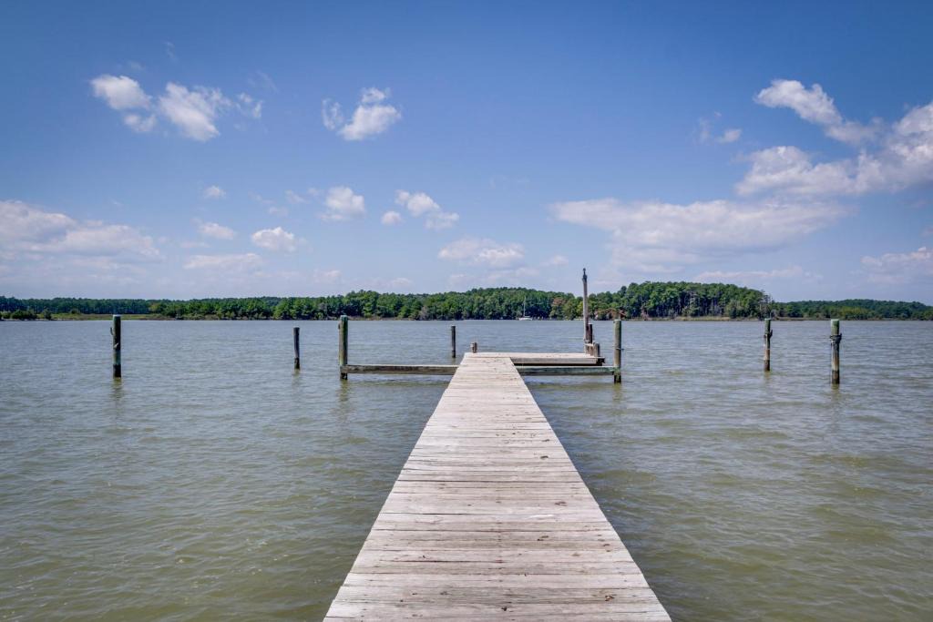 Cambridge House | Waterfront Cambridge Gem w/Hot Tub, Pool & Dock!