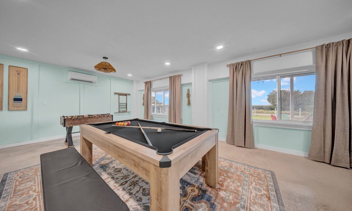 Crystal Beach House | Waterfront Villa w/Hot Tub Game Room Kayaks Bikes