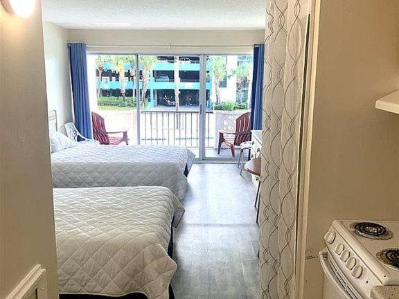 Myrtle Beach Apartment | Wave Rider Resort across from OCEAN FRONT