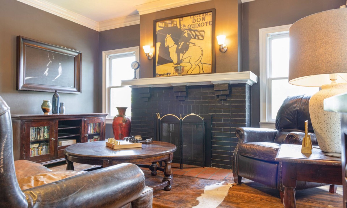 Westview House | Welcome home to this updated 1920s hilltop bungalow!