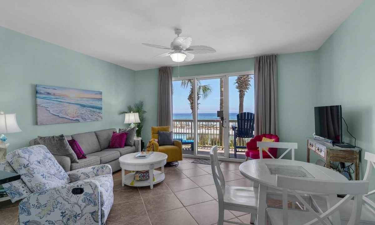 Bahama Beach Condo | Welcome to 1-103 East! GULFFRONT with Beach Service and Free Activities!