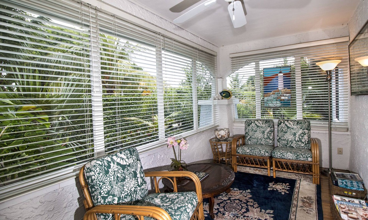Southside House | West Palm Beach Home with Cottage, Private & Secluded, HEATED POOL