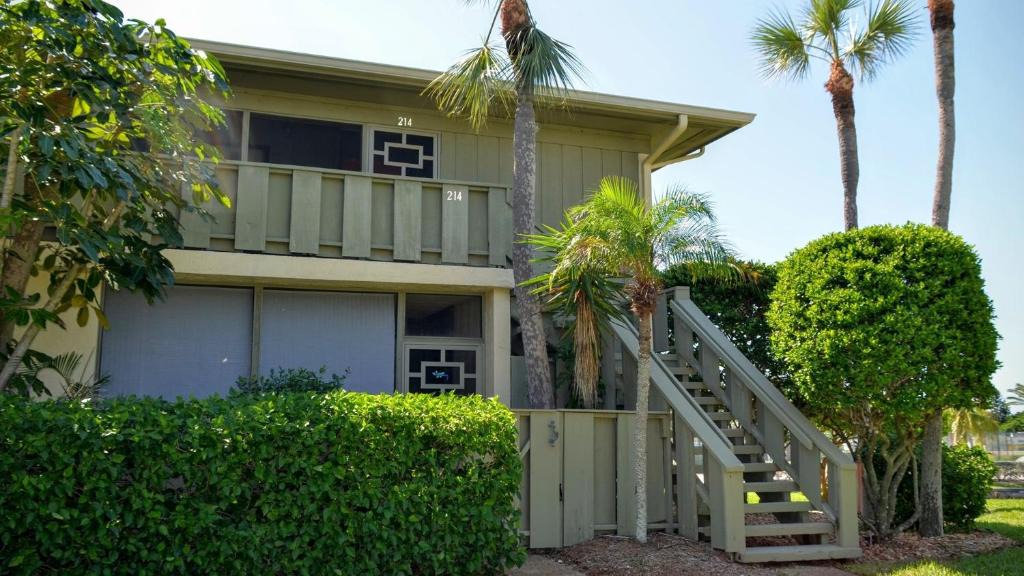 Holmes Beach Apartment | Westbay Point Moorings 214 Home