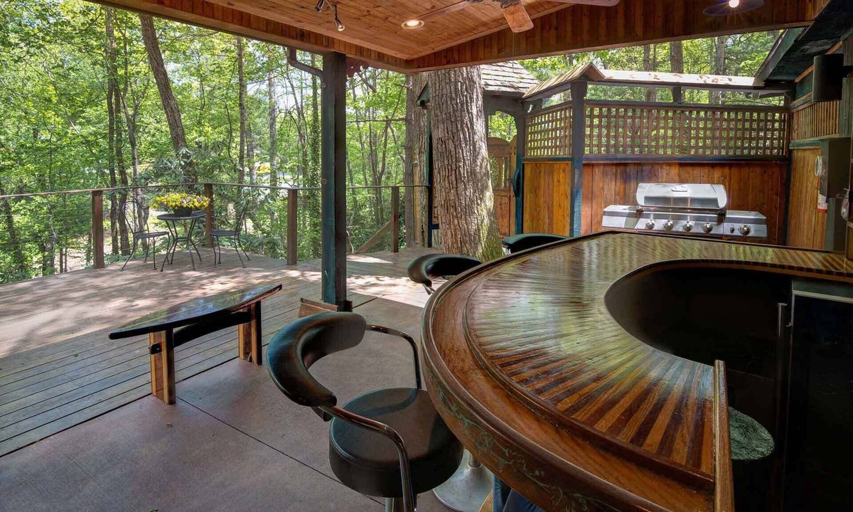 Black Mountain Cottage | Whimsical Mountain Cottage