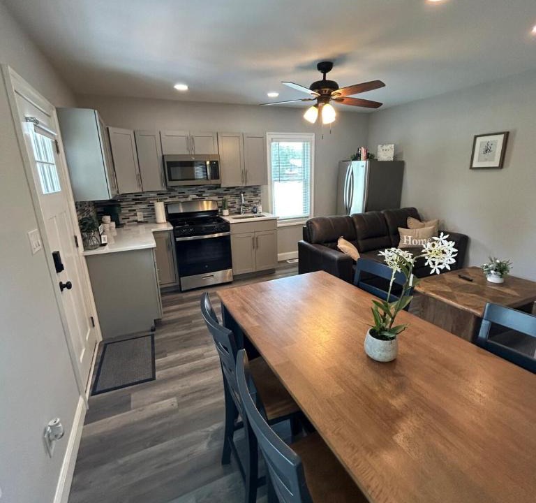 Egg Harbor City House | Whispering Pines Cottage