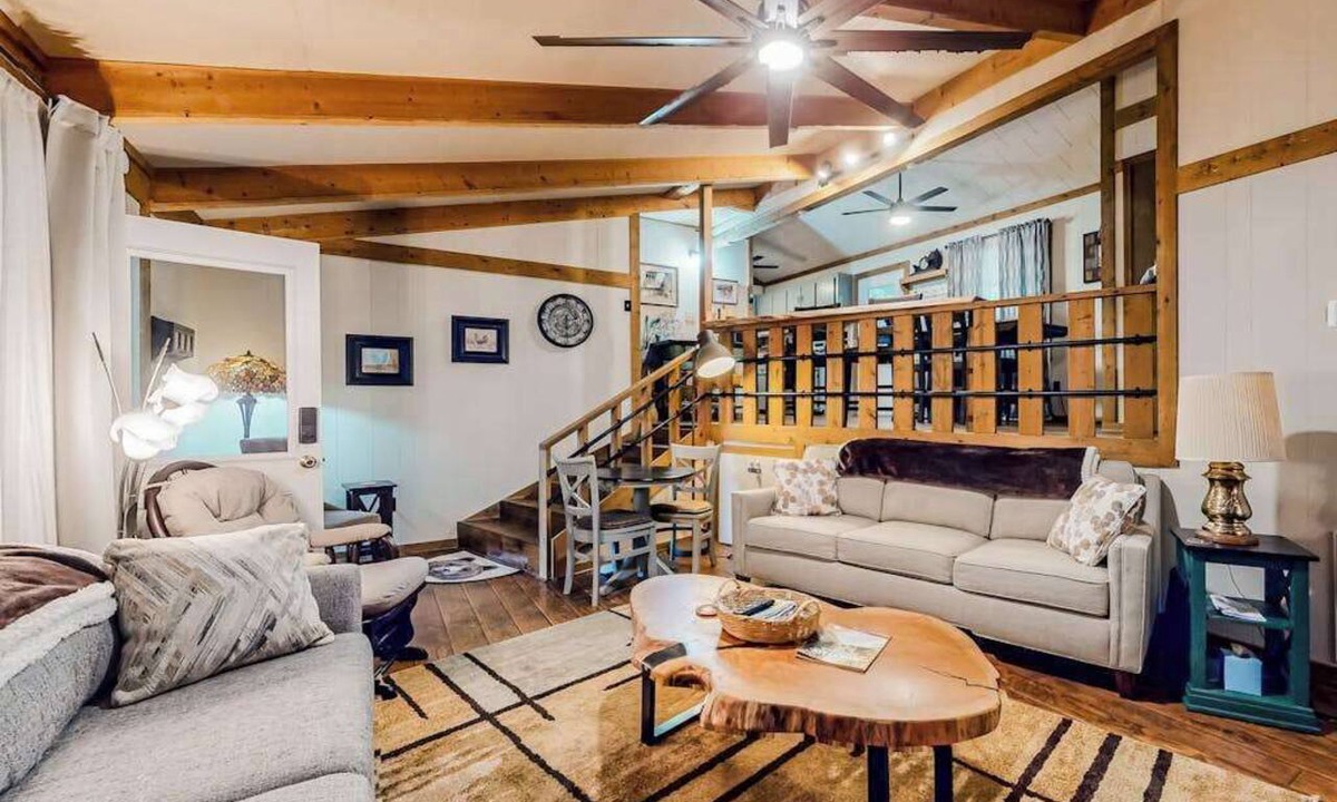 Clayton Cabin | White Pine Perch Stay