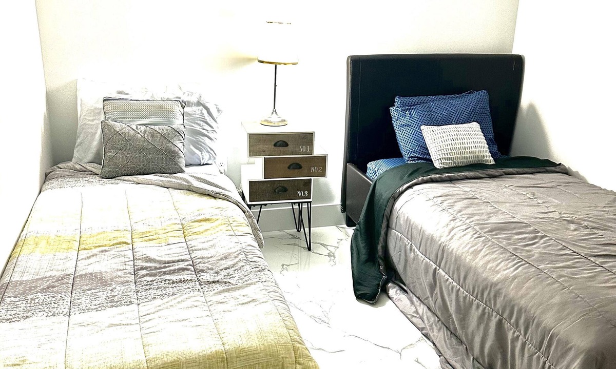 Liberty City Bed & Breakfast | Wonderfull Design Distric Bedroom