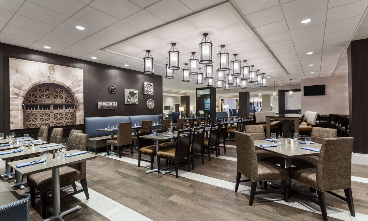 Center City East Hotel | Wyndham Philadelphia Historic District