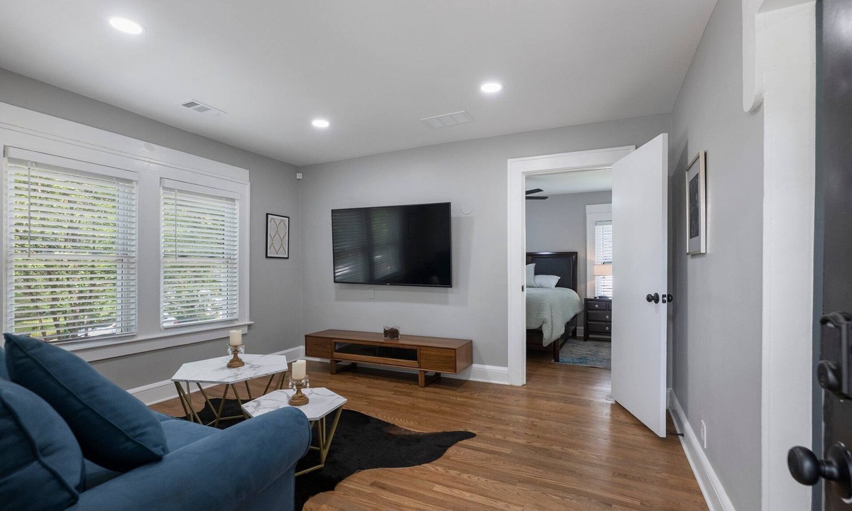 Sylvan Hills Apartment | Your Atlanta Home Base: Modern, Central & Minutes from Everything