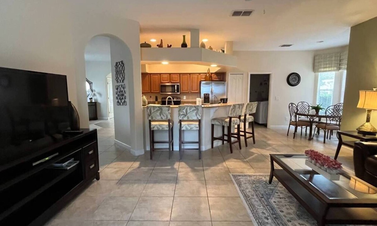 West Haven House | Your Oasis Awaits: Indulge in Our Exclusive Florida Hideaways 4BD/4BATH Home
