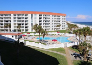 105 m² Condo ∙ 2 bedrooms ∙ 4 guests