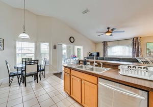 11 Mi to Disney: Family-Friendly Home in Davenport