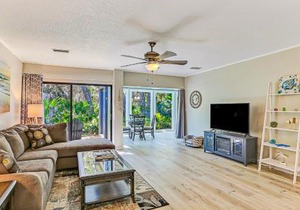 1217 Lagoon Villas