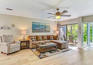 1217 Lagoon Villas