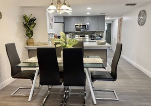 123 m² Apartment ∙ 3 bedrooms ∙ 8 guests