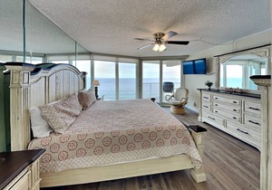 124 m² Condo ∙ 2 bedrooms ∙ 6 guests