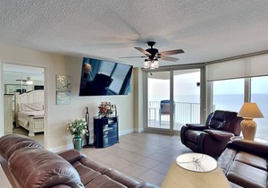 124 m² Condo ∙ 2 bedrooms ∙ 6 guests
