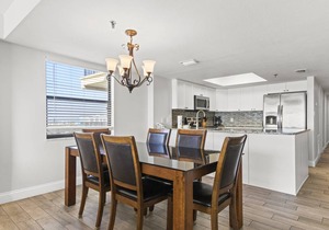 134 m² Condo ∙ 3 bedrooms ∙ 10 guests